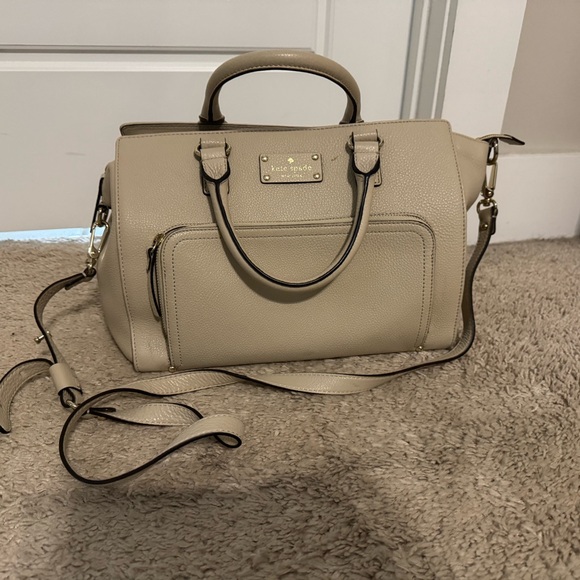Kate Spade Leather purse. - Picture 1 of 4